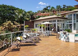 Maravilhosa Mansão em Frente à Praia