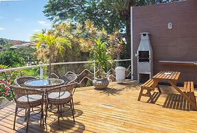 Maravilhosa Mansão em Frente à Praia