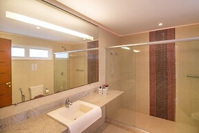 Maravilhosa Mansão em Frente à Praia