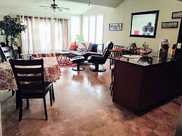 Spacious Lakeside Country Getaway