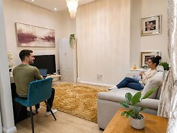 Botanic Apartment Central-Parking-sleep3