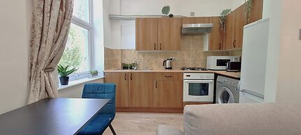 Botanic Apartment Central-Parking-sleep3