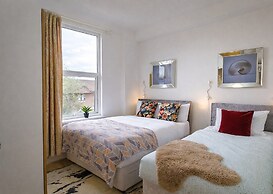Botanic Apartment Central-Parking-sleep3
