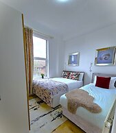 Botanic Apartment Central-Parking-sleep3