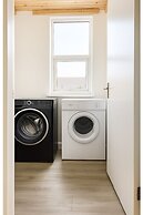 Botanic Apartment Central-Parking-sleep3