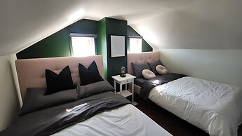 JstLikeHome - Old Ottawa