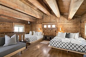 Desolation Hotel Hope Valley