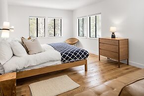 Desolation Hotel Hope Valley