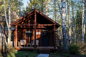 Desolation Hotel Hope Valley