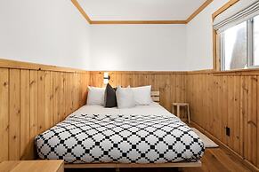 Desolation Hotel Hope Valley