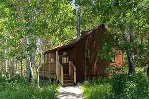 Desolation Hotel Hope Valley