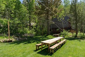 Desolation Hotel Hope Valley