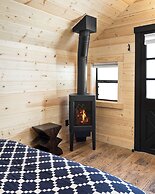 Desolation Hotel Hope Valley