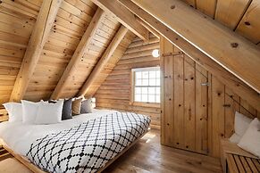 Desolation Hotel Hope Valley