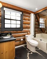 Desolation Hotel Hope Valley