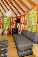 Desolation Hotel Hope Valley