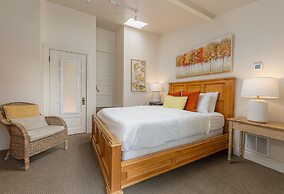 The De La Vina Inn
