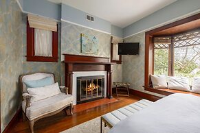 The De La Vina Inn