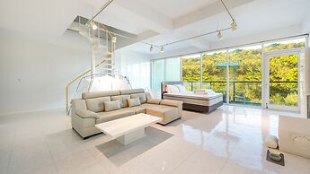 Gyeongju Lineview Poolvilla