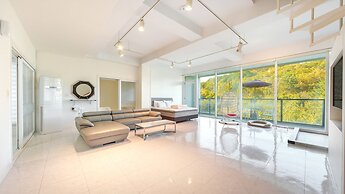 Gyeongju Lineview Poolvilla