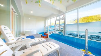 Gyeongju Lineview Poolvilla