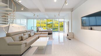 Gyeongju Lineview Poolvilla