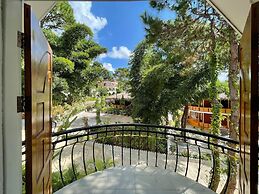 Myat Saytaman Traditional Bamboo House