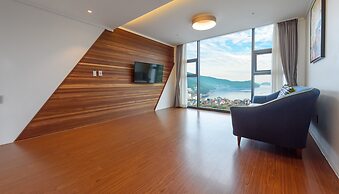 Friemily Pool Villa & Hotel