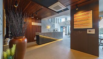 Friemily Pool Villa & Hotel