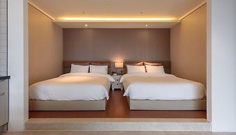 Friemily Pool Villa & Hotel