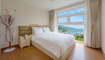 Friemily Pool Villa & Hotel