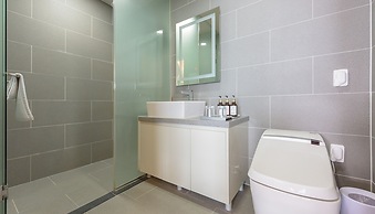 Friemily Pool Villa & Hotel