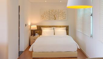 Friemily Pool Villa & Hotel