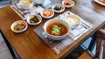 Friemily Pool Villa & Hotel