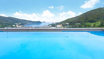 Friemily Pool Villa & Hotel