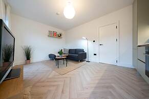 The Battersea Place - Charming 4bdr Flat