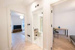 The Battersea Place - Charming 4bdr Flat