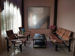 Capital O 93263 Linge Land Hotel