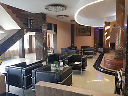 Capital O 93263 Linge Land Hotel