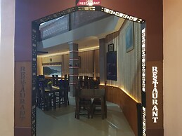 Capital O 93263 Linge Land Hotel