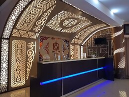 Capital O 93263 Linge Land Hotel