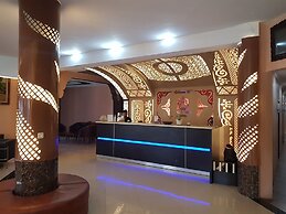 Capital O 93263 Linge Land Hotel