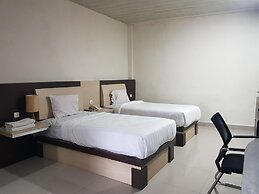 Capital O 93263 Linge Land Hotel