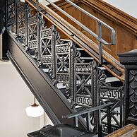 Kasa Trendy Studio Steps to Bakery Square The Maverick