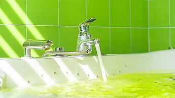 Gyeongju Jullietapoolvilla&kidspension