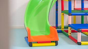 Gyeongju Jullietapoolvilla&kidspension