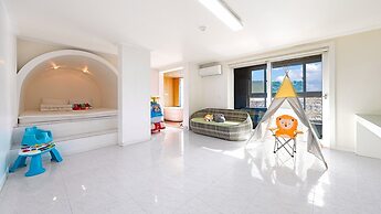 Gyeongju Jullietapoolvilla&kidspension