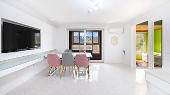Gyeongju Jullietapoolvilla&kidspension