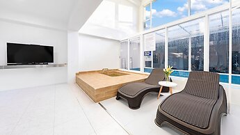 Gyeongju Jullietapoolvilla&kidspension