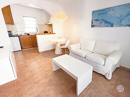 Annabel's Apartments II